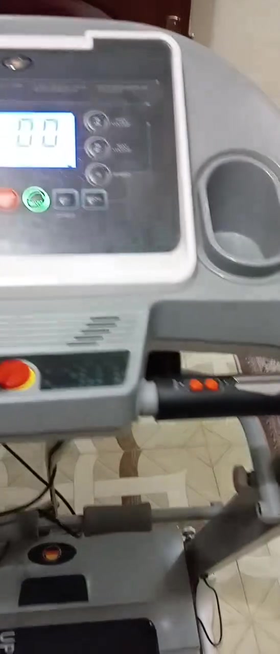 السلام عليكم للبيع جهاز رياضة المشي كهربائي نظيف جدا جدا يتحمل أوزان ثقيلة بي حزام هزاز لبطن سعر ٢٥٠ الف عنوان فيلق


**إذا كنت صاحب هذا الإعلان وتريد حذفه لأي سبب، رجاءا أرسل رسالة إلى الدعم الفني**
