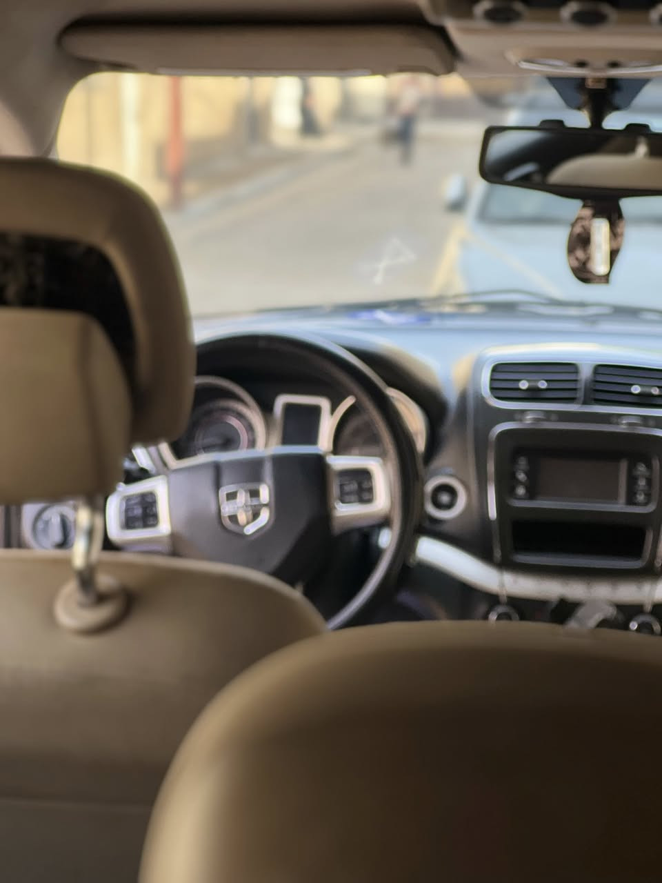 سلامُ عليكُم
دوج جورني 

2017 

/ 4 سلندر/2400

شاشه لمس 

بلوتوث

بصمه ( تشغيل ذكي )

دخول ذكي

4 بصمات

مثبت سرعه 

داخل بيج اصل

3 قطع تبريد

7 راكب 

تشغيل عن بعد ( يرادله برمجه)

تخم تايرات جديد80‎%‎

كير مكينه جديد ترايك وين ميعجبك 

ماشيه 100500

تبريد خير من الله 

تبريد منفصل

رقم انبار بسمي تحويل شوكت ميعجبك

مكاني بغداد / بغداد الجديده/ ***********

السعر 132 وبيهة مجال

شراي اتصل وبخدمتك
