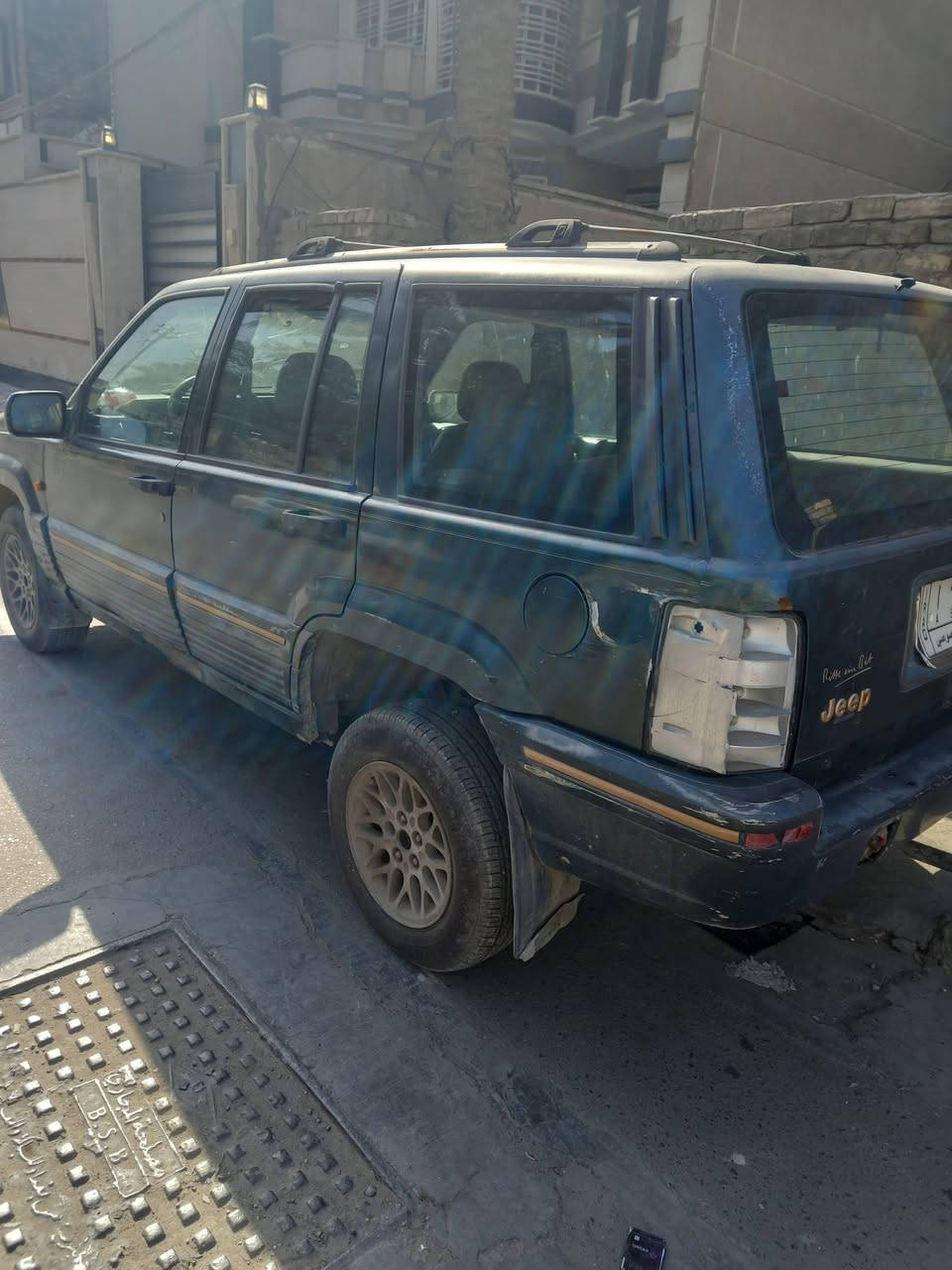 سلام عليكم جيب شيروكي موديل ١٩٩٥ محرك جديد تم شده قبل ٣ أشهر زوجين تايرات جدد محرك بطة vvt ٦ سلندر 
السعر ٥٠ ورقة و بيها مجال للشراي للتواصل على *********** على الواتساب

