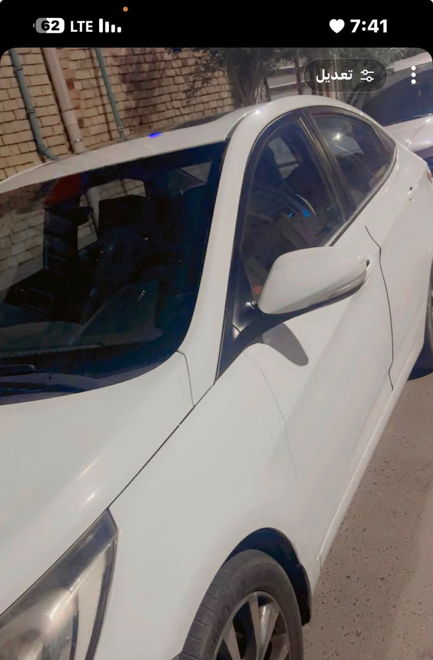 السلام عليكم
اكسنت موديل 2015 خليجي 
محرك 1600
قطرتين  
تبريد ثلج 
حداديه جديدة 
سنويه 2027 
مكفوله من الضربة والصبغ والتبديل 
عدا الدعاميات بيهن شخوط  
السعر 98 بيه مجال حگ الجيه  
*********** 
مكاني بصرة حي القضاة خلف مركز شرطة بغداد
