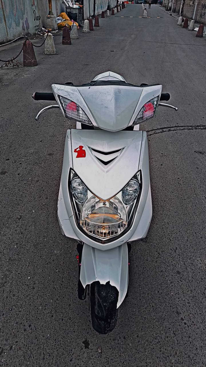 سلام عليكم حبايب
سكنس للبيع دراجه نضيفه كلش مكينه وكشر دراجه متعوب عليه كله كامله +سيت كلجات اضافي كامل + كور بلادي نضيف + فاكيوم رياضي كله تجي ويه دراجه دراجه معروضه للبيع

لمكان: بغداد الاعظميه قرب مستشفى لنعمان

الرقم :***********
