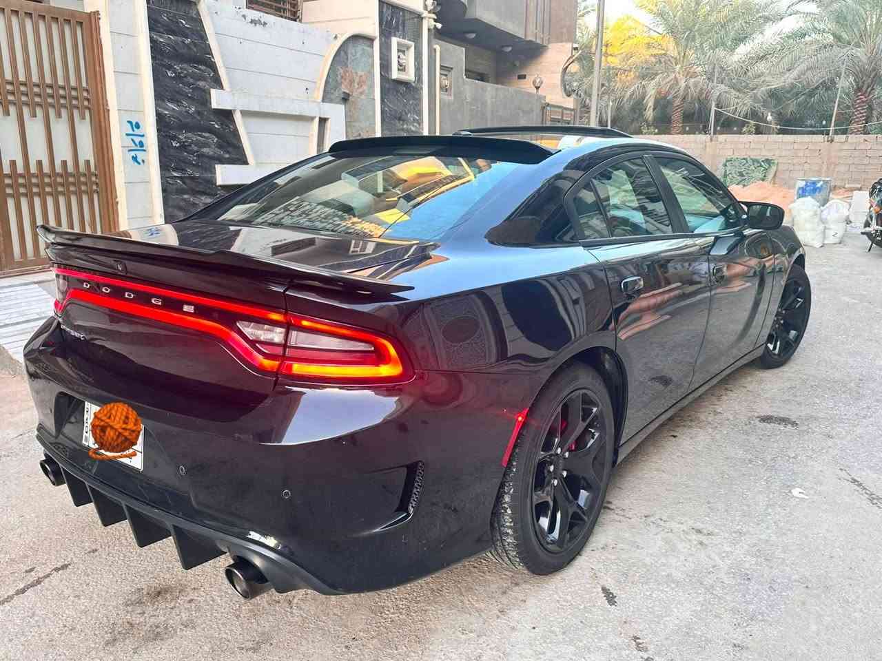 جارجر 19 اصل رقم بغداد باسمي
السيارة SXT محدثة بنيد ودعاميات GT
حادث فقط بنيد بدون دواخل
كشنات لونين أمامي كهربائي 
شاشة كبيرة
فتحة سلايد
تخم تاير
مكينة وكير واكسل شرط، بالاضافة تبريده ثلج
تخم تاير
تو ويل
السيارة احلى من الصور استخدام شخصي
السعر 205 وبيها مجال بسيط ..
مكان السيارة الناصرية المركز ..

‏‭***********‬ 

***********
