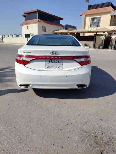 هونداي ازيرا موديل ١٣ خليجي رقم اربيل وكاله وتحويل مضمونات  صبغ حزام بدون دواخل راشين عليه  بطش ومصبوغه شرط لا ضربه ولا معجون  

محرك 6 سلندر 3000 فول موصفات بصمه 
 بنراما تبريد قطعتين للأخير  كير مكينه تبريد مكفولات  حداديه تخم تاير جاهزه مكان نجف السعر ٩٤ استفسار عل الرقم ***********
