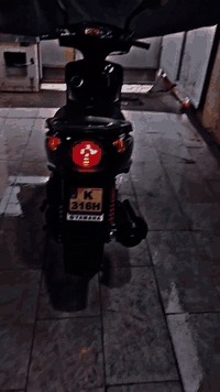 سلام عليكم ورحمة الله وبركاته ماكس ثعلب جيتي دراجه للبيع حيل نضيفه مكفوله كفاله عامه من المكينه او الكفرات كامله امكمله سلف ماشاء الله نكره هندر نكره يعني دراجه حيل متعوب عليه كلش عله ايدي باتري جديد تخم تاير جديد دراجه ماصالي اهواي من اخذته بس الكفر مال الصالنصه مكسور ماحبيت ابدله جف ابلادي سعر دراجه مليون اوميه ابيه مجال  الاستفسار على هذا رقم، مكاني بغداد الكاظميه واتساب***********
