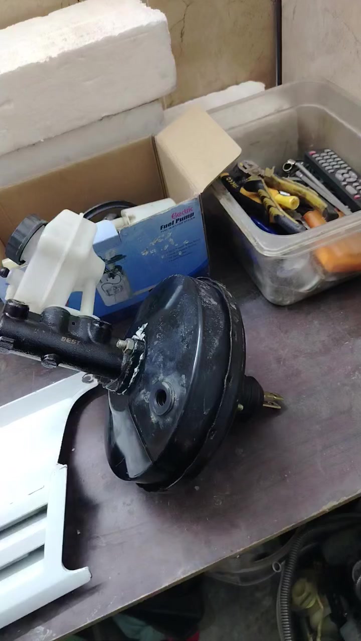 العنوان بغداد تقاطع درويش ***********
