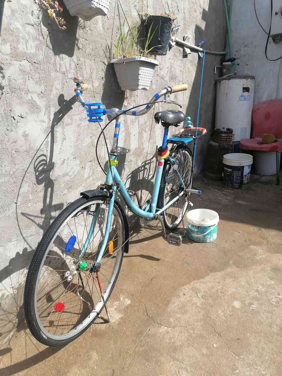 سلام عليكم 
بايسكل ياباني🎌 للبيع 
دسك طرب 💥
جوب تايرات سوبايه جدد 〽️💯
سعر بدون غراض 40✈️
سعر وياه غراض 60 🏴‍☠️
مكان نجف مشخاب🅿️


**إذا كنت صاحب هذا الإعلان وتريد حذفه لأي سبب، رجاءا أرسل رسالة إلى الدعم الفني**