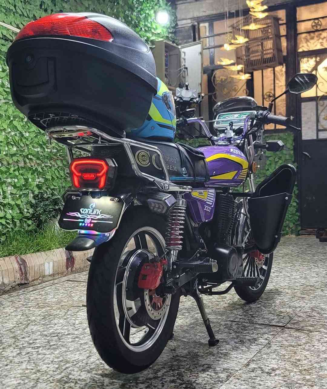 السلام عليكم..دراجه sonLink..
(كهربائيه ) شحن ...بطاريه ليثيوم (50) امبير ...الملف (3000) السرعه.(110) ..تقطع مسافه بل شحنه الواحده _ 100.k_.كيلو ...دراجه جاهزه على وضع الوكاله..استخدام .شهر و10 ايام فقط ..وصل المعرض بيه ..اطارات أمامي خلفي جوبلس..دسك أمامي خلفي..تشغيل سويج وتشغيل عن بعد وجهاز مانع سرقه...
السعر (مليون و500) قفل ...مكاني بغداد الشعب...الشراي يتصل...***********...واتساب موجود
