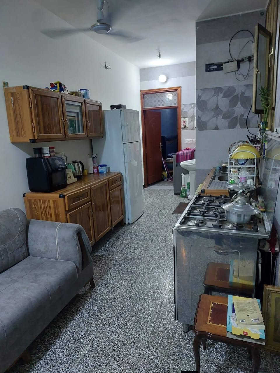 اعلان… .رقم (350)
دار لليجار( 100متر )يقع في الهياكل قرب جامعة المشرق 
يتكون من 
(1غرفة نوم )
(صحيات)  (صاله )
 (مطبخ  )(هول )
للاستفسار مراسلة الصفحه📬 لاتصال علئ الرقم يتوفر وتساب. على الرقم يتوفر وتساب. 
(((***********📲))))
{{مكتب 🏢 الديار للوساطه العقاريه وتعقيب المعاملات وتسهيلها. }}
(((بأدارة سيد عمار)))) بغداد, العراق

