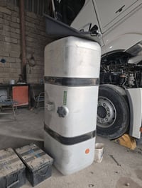 للبيع جرار سحب مع تانكي كاز 500لتر عدد2 اتصل 07723990998