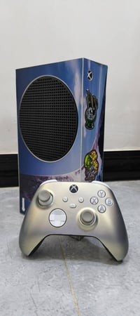 Xbox Series S 2021 جهاز 512 الجهاز نضيف جداً مامستخدم هواي ، الجهاز مف...