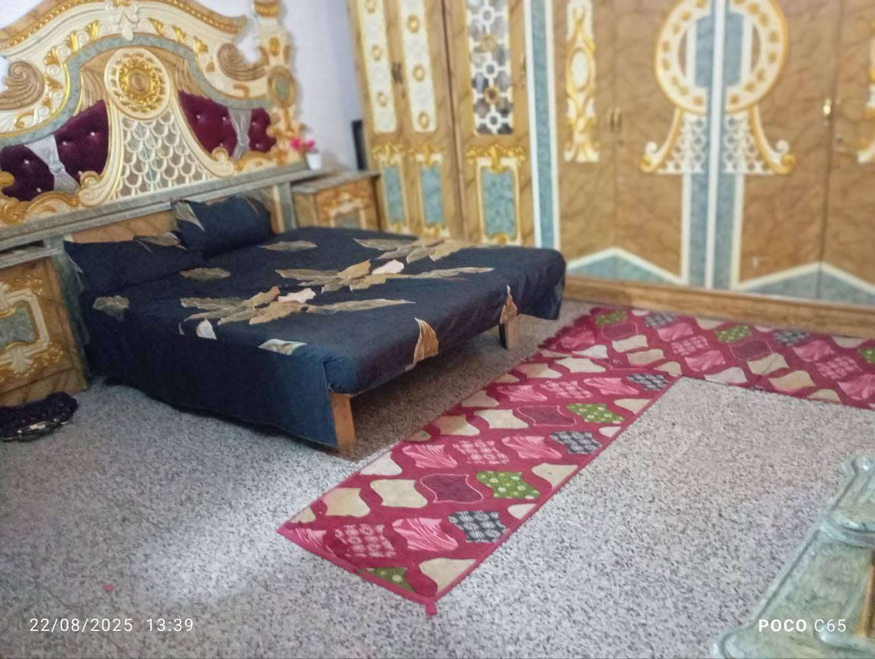 سلام عليكم بيت البيع زراعي مساحه/150//متر 
1لبيت يتكون من طابق واحد 2لبيت يتكون من استقبال وغرفة وصاله 3بناء حديث متكامل من كل مستلزمات ماء كهرباء تبليط/العنوان منطقة العكيلي قرب اسواق الفراشه داخل الفرع السعر 32وبيه مجال ***********
