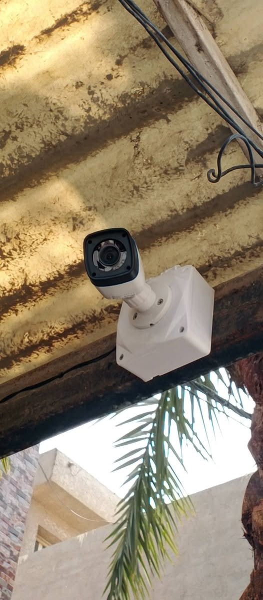 تم بحمد الله نصب كاميرات مراقبة Falcon 5 ميكا في منطقه الطوبجي – قرب مرور الطوبجي 
نضمن جودة عالية، ترتيب احترافي، وخبرة بالعمل 🔧🎥
جاهزين لتنفيذ جميع مشاريع الكاميرات للمحلات والمولات والمزارع والمؤسسات الحكومية والخاصة .
تواصل ويانه للطلب أو الاستفسار.***********
