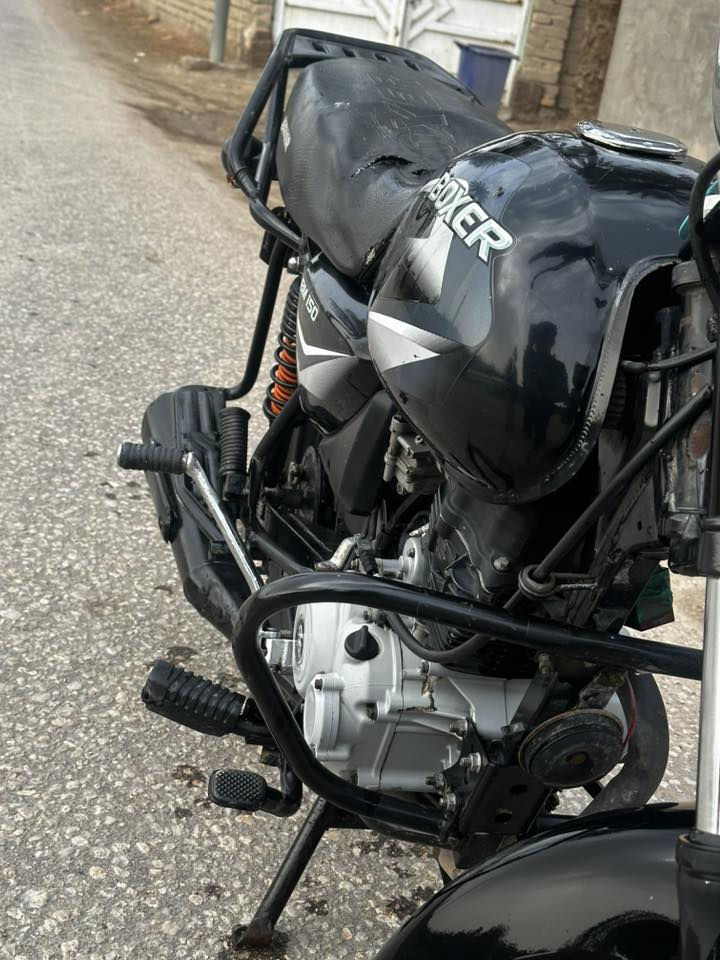 السلام عليكم مرخصت الادمن بوكسر موديل 21 رقم وسنويه بابل مكاني حله ورديه سعر خاص ***********
