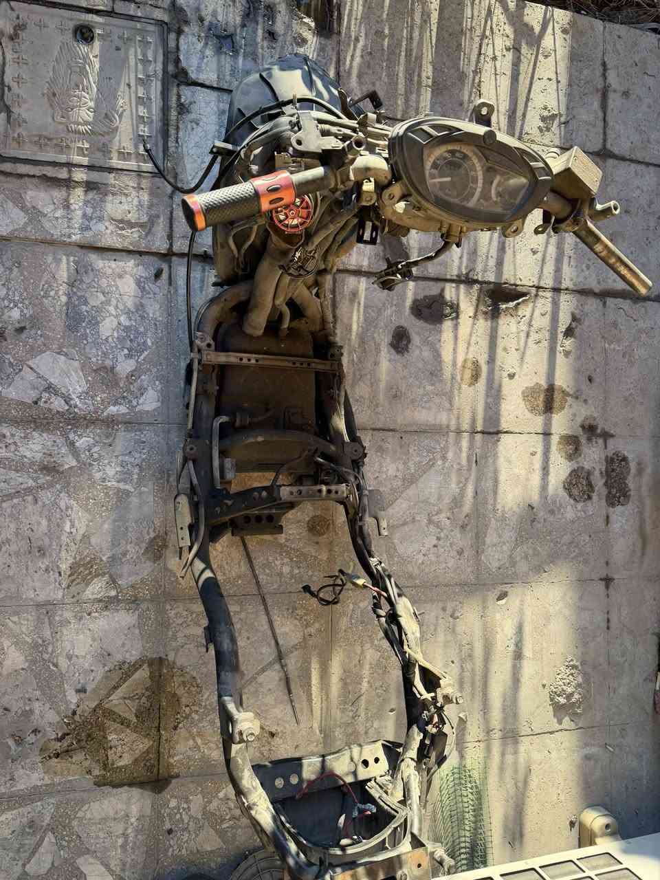 السلام عليكم شباب شاصي ماكس ثعلب هوه والضفيره نضافه ١٠٠٪؜ ١٠٠ كلهه شغاله وفيش مكاني بغداد العطيفيه ***********
