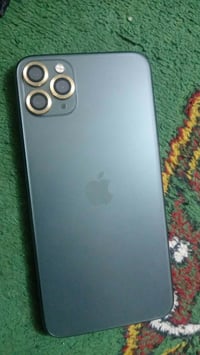 آيفون ١١ برو ماكس • ٢٥٦ • مبدلة بطارية