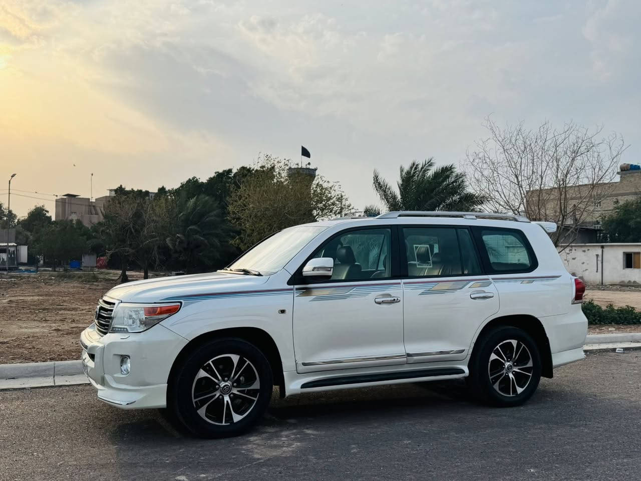 ! بيع مستعجل 
لاندكروز 2009 رقم جديد وهزه جديده ب اسمي 

اتصال : ***********

سياره كفاله عامه من صبغ و تبديل وكير و محرك 

فول مواصفات 1/1 
بصمه
فتحه سقف 
شاشه جبيره 
تحكمات ستيرن 
تشغيل عن بعد 
دفدي بلا سقف 
7 راكب 
3قطع تبريد 
تخم تاير جديد
تبريد ثلج 

بغداد /مكان السياره 
السعر 🛑 اطلب السعر بتعاليق يصلك مباشر 📩
