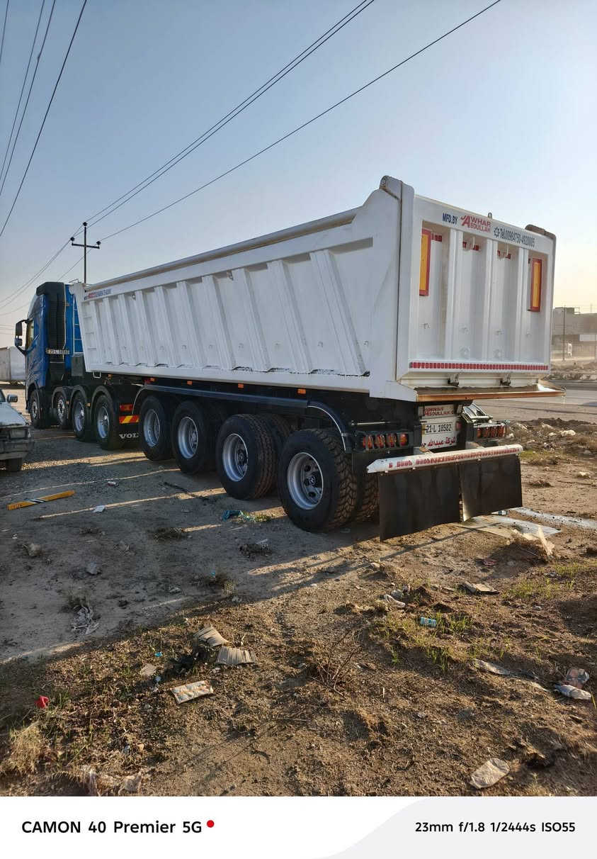 نساف فالفو للبيع ٢٠١٦حجم 460+عربانه عبدالله جوهر 2025...***********....***********
