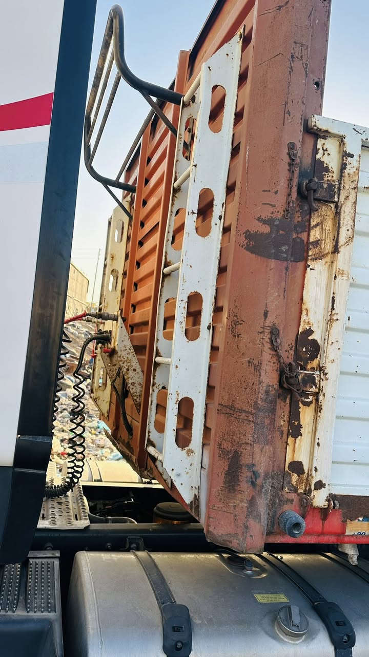 عربانه بابان تركيه جاهزه للعمل تخم تاير  سعر80 بيه مجال مكان  بصره شط عرب ***********
