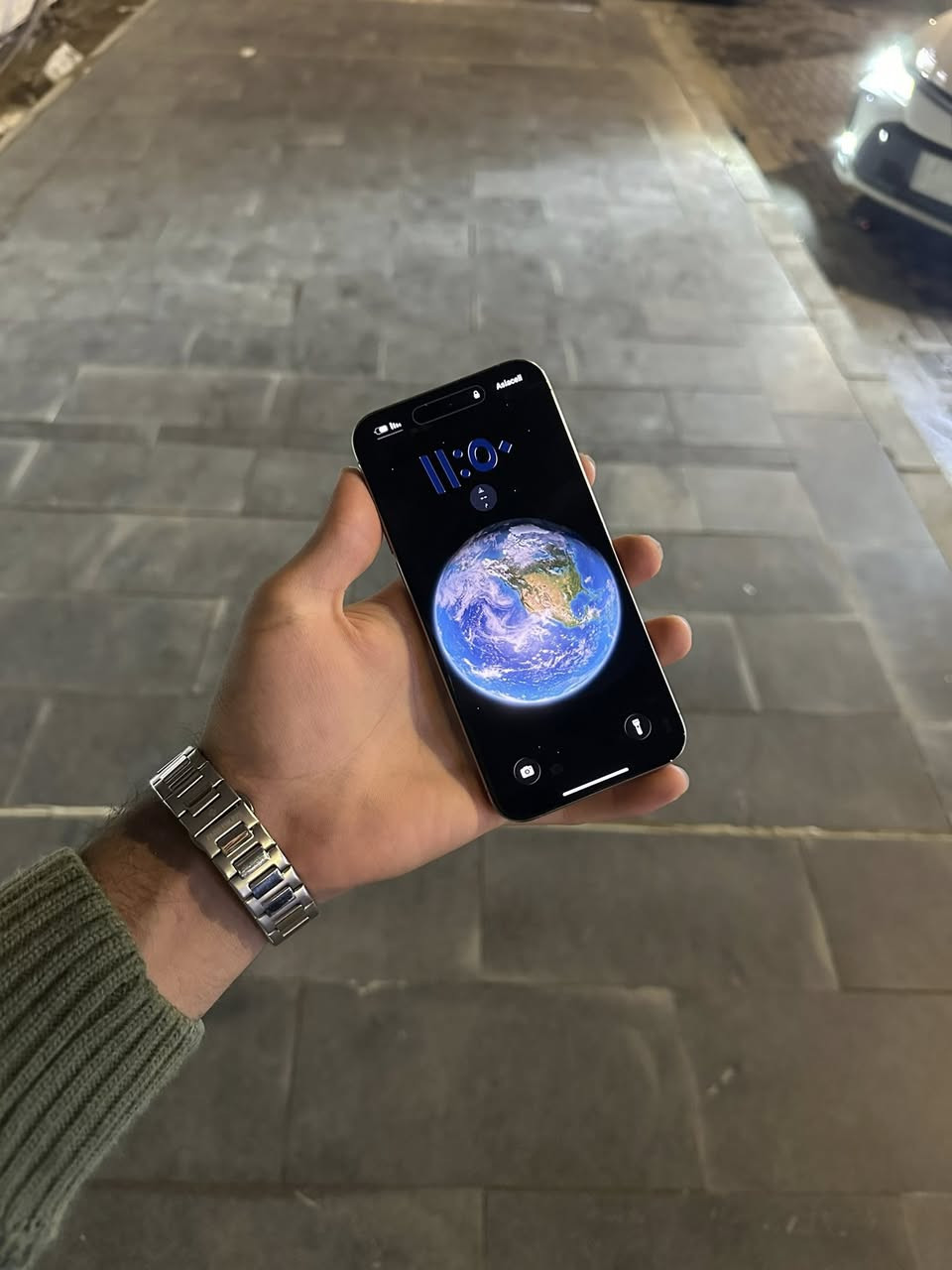 ايفون 15 برو ماكس بطاريه 89 ذاكره 256 ضمان شخط واحد مابيه وما مفتوح جهاز ابد السعر مليون 50 وتصل وتدلل ***********
