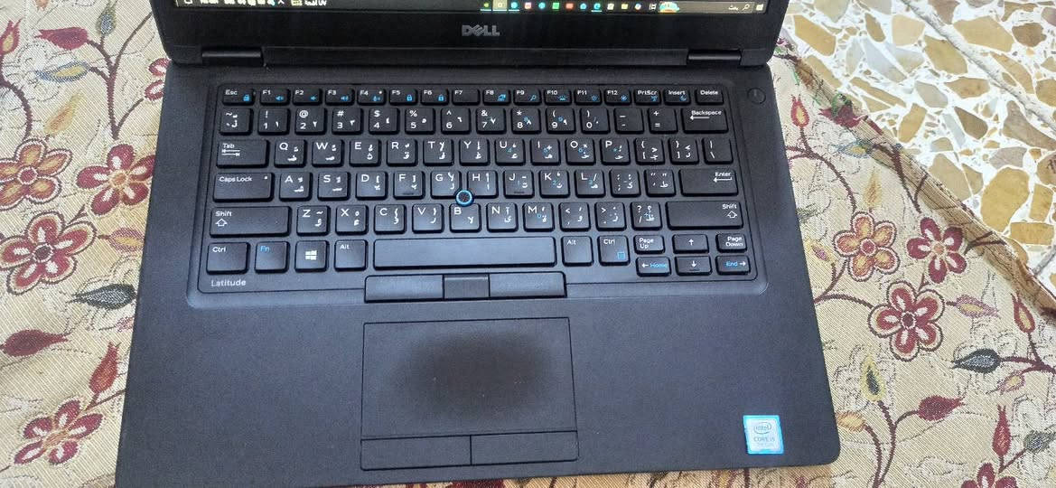 لابتوب مستعمل نوع Dell 
 كلشي موضح بالصورة يمكم اسمه والرامات والذكراة كرت شاشة  2 گيگا نوع نيفيديا اللابتوب مابي شي للأمانة وسلس ومابي اي تقطيع وشحنه يكفي 3 ساعات او 4 معاه شاحنته الاصلية والماوس وجنطة رايده 250  كلشي موضح كدامكم يحتاجله بس اشياء بسيطة . 

مكاني موصل رقمي هنا 
***********
