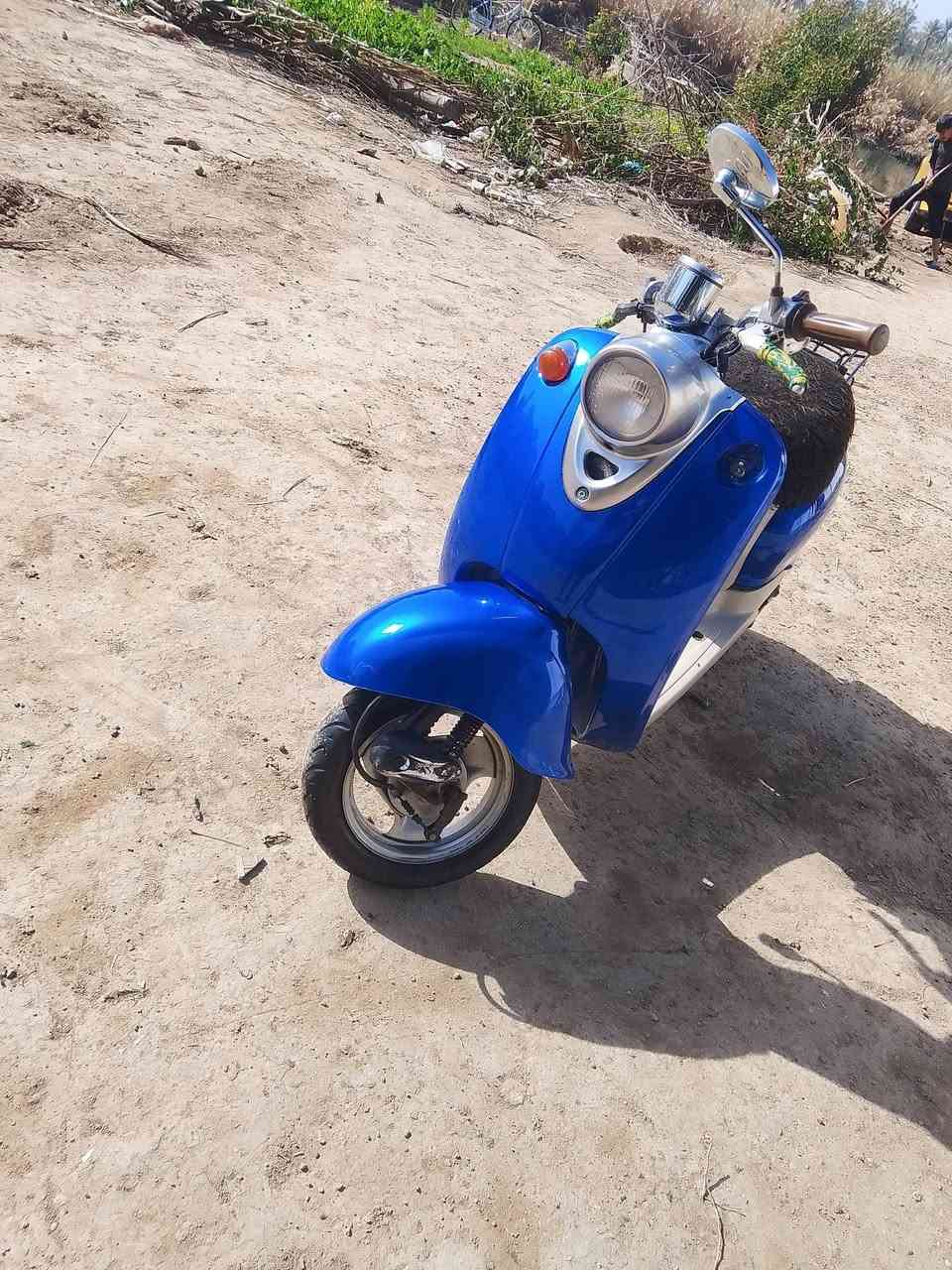 سلام عليكم دراجه اللبيع سعر 180وبيها مجال رقمي ***********
