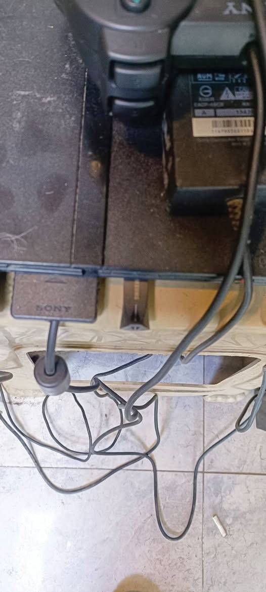 السلام عليكم بلي 2 سلم ابو المحوله للبيع مهكر فلاش بي25 لعبه السعر50 الف جوستكات 2 جدد***********بعداد الشعب مقابيل جامع الشروفي
