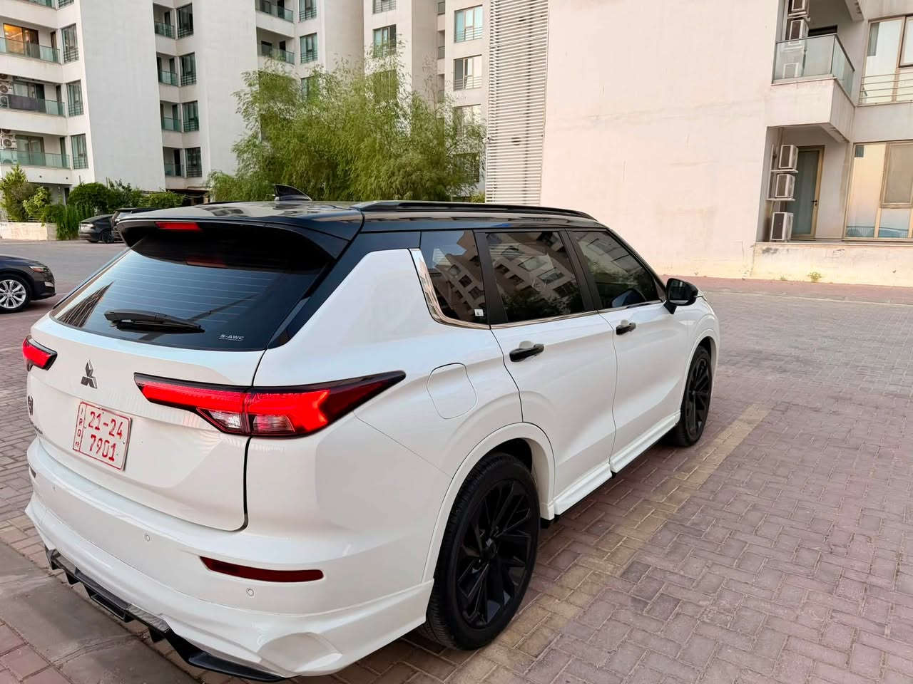 اوتلاندر خليجي ٢٠٢٤
مواصفات فول 

بانوراما صقف اسود 

محرك ٢٠٥
بدون صبغ 
ماشيه ٣٠ الف كيلو

سياره فور ويل awd
كشنات شاموا جلد

رقم مؤقت سليمانيه 
***********
