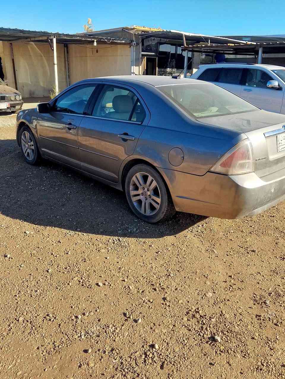 سلام عليكم للبيع فقط بدون مراوس ولاوعود  فورد فيوجن 2008 رقم بغداد الماني تحويل مباشر سياره نظيفه خارج وداخل بس وسخه عليهه تراب مكينه وگير مكفولات صدر امامي وخلفي جديد تخم تاير جديد كهربائيات كلهه شغاله تحكمات جهتين كشن كهرباء مصبوغه جماليه بدون لاضرر ولا دواخل مكان الرمادي السعر 48$ وبالخير عل ياخذهه الشراي فقط يتصل رقم الهاتف ***********
