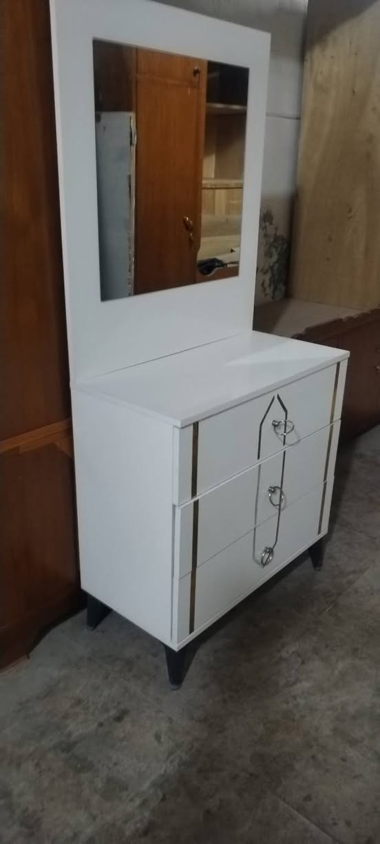 كنتور مع ميز تواليت تركي نضيفات لوووك جلولاء مدخل سيطرت المعسكر هاتف *********** وات ساب متواجد ملاحضه علما نشتري مستعمل ونراوس كل شيء خناقين, ديالى
