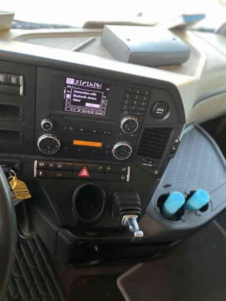 ماشالله للبيع اكتروز مجموعه GF .فول فول موصفات موديل(2015).تخم تيار جديد.حج2651.ماشيه 420000km مكينه محرك اكسل بشرت .سياره جهاز 
📞***********
📞*********** 
مكان سليمانيه .معرض سوران
