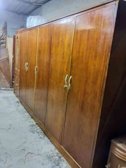 سلام عليكم اخوان كانتير مع ميوزه نضد معه زاويه اسعار خاص مكاني رميثه جامع ال شاهر توصيل موجود قرب ابو يلاف ***********
