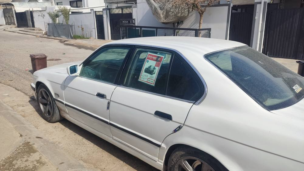 بســـــــــمـ اللە الرحمن الرحيم
BMW V6
مـــــــۆدێل 1991
ڕەقەم انبار خصوصی 
رەقەم المانی
مەڪینە535 فــــــــەل ـV6   گێڕ عـادی  ئاگرە🔥
تامی هەشتێکی هەیە 
گێڕو مەکینە و ئەکسل و تاخم پێش و تەقەو ڕەقەی هەموی بەشەردی موهەندیسی فیتەر 
سەیارەڪە پێش و پشتی کەپسە شان و سەقفی بێ لێدرانە زۆر خاوێنە  🧿🤍
سەیارەکە سەنەوی پلـاستیڪە (عـــاج)ە مەشروع وەتەنیە تا 2028تازەیە  بەشەرتی حاسیبەو اوالیات ماڵی مەدەنی هەزار ساڵ ئەیفرۆشم سەیارەکە حیزامە  بەعام ئەیفرۆشم بێ  معجون و تەنها، بەخێکی جوانیە 
ڪارەباییاتی هەموی  ئیشەکات ناوگێچ و هەموی  بەشەرت مووس و بڕاوە بەشەرتە 
تێبینی.. ساحێب سەنەوی دیارەو لەکەرکوکە بەڵام بە اوەلیات کریمە بە ئەوەلیاتیش ئەیفرۆشم بۆخۆت ساحێبی بدۆزەرەوە   
نــــــــــرخ... 35 وەرەقە و مەجال شوێن چەمچەماڵ نامە بنێرن لە خزمەتانام  تکایە مشتەری نیت بێزارم مەکە 
ژ.م *********** سفر حەوسەدو حەفتاو دو دوسەدو حەفتاو شەش سیوچوار هەشتاو شەش السليمانية, العراق
