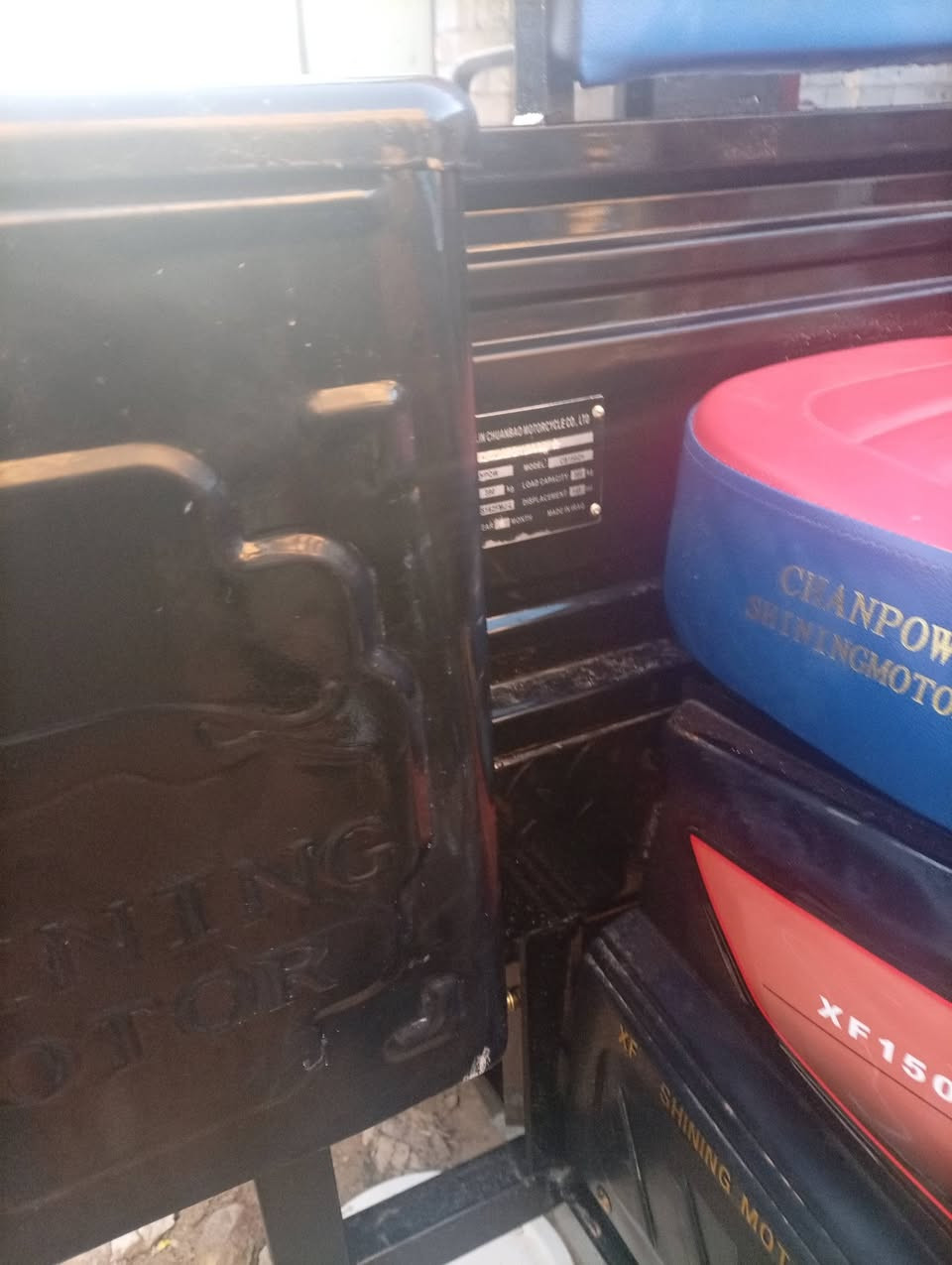 السلام عليكم ستوته للبيع جمره جديده موديل 2023 سعره مليونين ونصف هاذه رقمي الواتساب التواصل ***********
