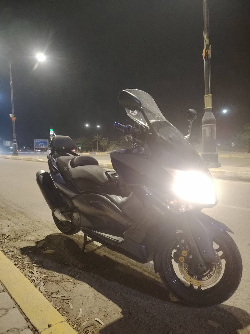 السلام عليكم ورحمة الله دراجه تي ماكس 2011 كفاله عافه نضافه 100/100 دراجه بعده بل جيس دراجه زلغ مابيه بعده بل جيس يعني مال جناي شرط شلعه ومعدل
فول يعني تاخده ربع متصرف عليه دراجه خير من الله وتفاصيل أكثر الاتصال على الرقم (***********)
شباب ال مو شراي لايتصل يتعبني
