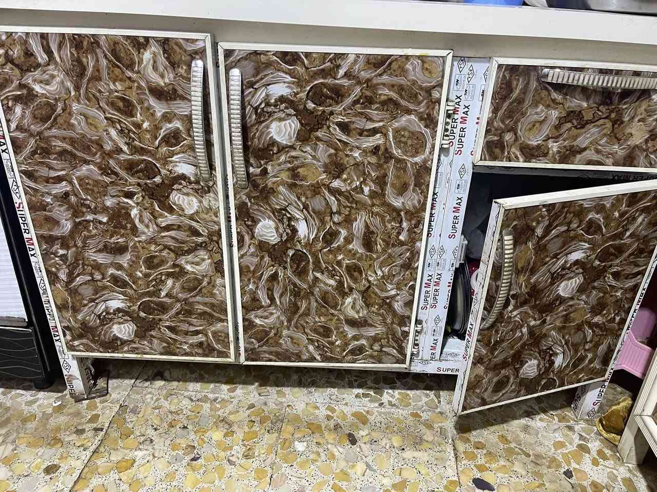 كاونتر مرمر باب اول لكويتي مو من هاذه طكطوكيات  جديد  زاد سنك جديد  سعر400 مكاني بصره حيانيه ***********
