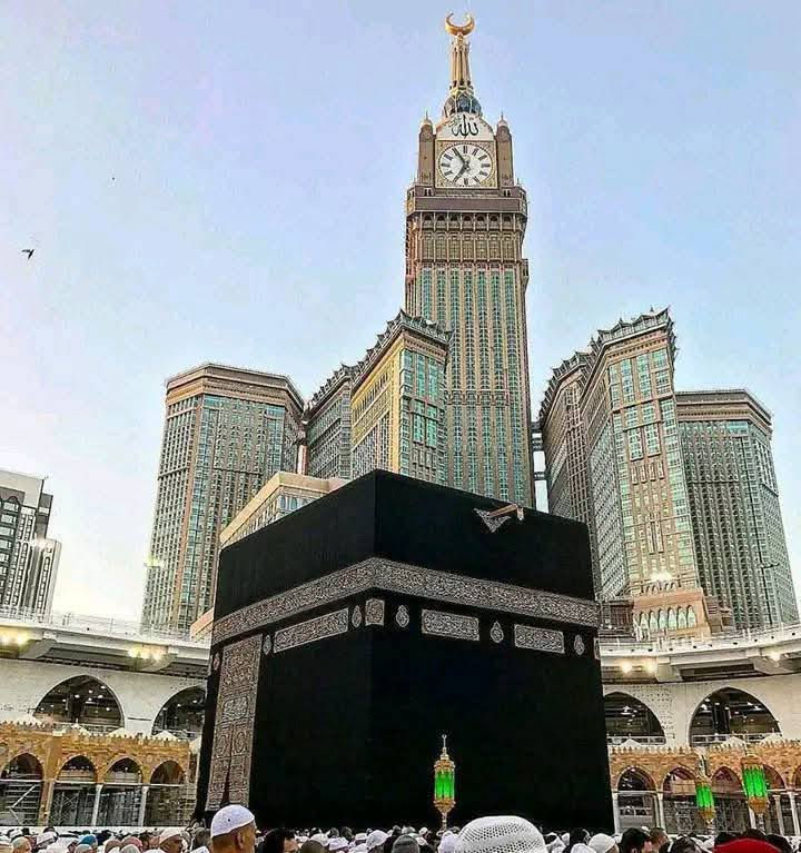 بســم اللـــه الـــرحمن الرحيم 

قال رسول الله ﷺ: "العُمْرَةُ إلى العُمْرَةِ كَفَّارَةٌ لِما بيْنَهُما"
على بركة الله تعالى 
تعلن حملة الكوثر عن تيسير رحلاتها إلى بيت الله الحرام وزيارة النبي الاكرم محمد صلى الله عليه واله وسلم وائمة البقيع عليهم السلام

🕋 برنامج العمره 🕋

 عمرة شهر شعبان و عطلة نصف السنه
تأريخ الرحلة 2/2/2026
لعام 1447 
825   الف   برا  
+++++++++++++++
&_ احرام رجالي + حقيبة كتف 👜👜 جادر نسائي +حقيبة كتف
&_ 3 وجبات طعام بوفيه مفتوح
&_3 ايام المدينه المنوره  فنادق المنطقة المركزيه 🕌

&_ 6 ايام مكة المكرمة محبس الجن 🕋
&_ زيارة المزارات الدينيه في مكه والمدينه المنوره

&_رحلة اختيارية إلى مدينة جدة عروس البحر الأحمر ⛵️
ملاحظة :
 &_ يمكن لجميع المحافظات الحجز عبر الواتساب والدفع والماستر كارد 
&_جواز سفر +صورة خلفية بيضاء 
&_يرافق الحملة مرشد ديني
&_العنوان  بابل القاسم 
جميع الأرقام واتساب اتصال
*********** ابو احمد حازم الجوذري 
 *********** ابوسيف الجوذري
‏‪***********‬‏
&_خدمةضيوف الرحمن شرف لنا
