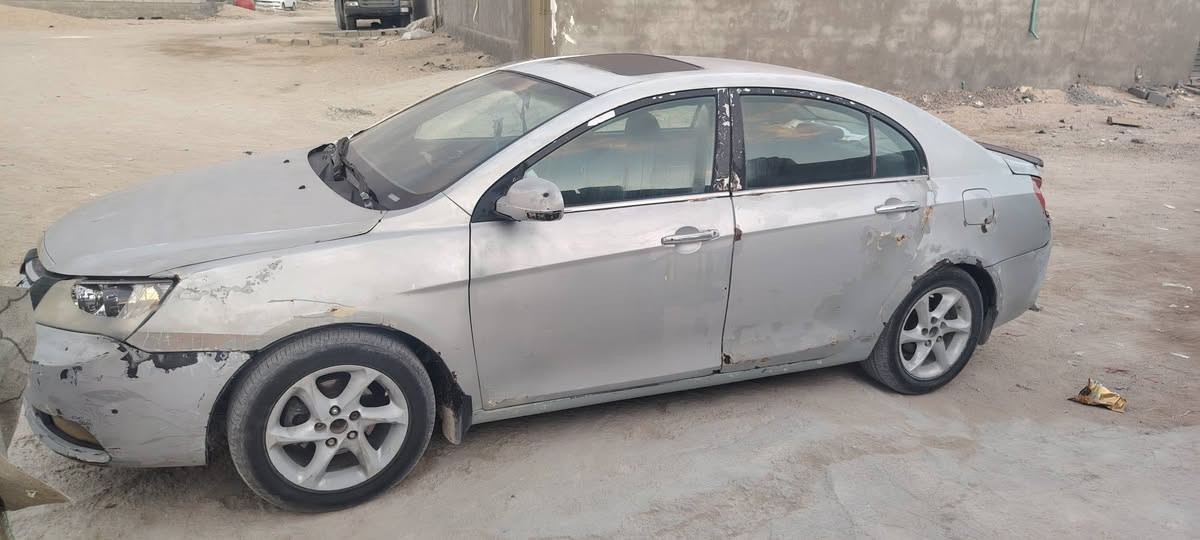 سلام عليكم
مره خصت الادمن جيلي ام كراند مديل 12 رقم مميز كير مكينه كورله طخم تاير حداده دواخل بس البدي يحتاج ترتيب ما مواجه راعيه موضف في التربيه السعر 25رقم***********
