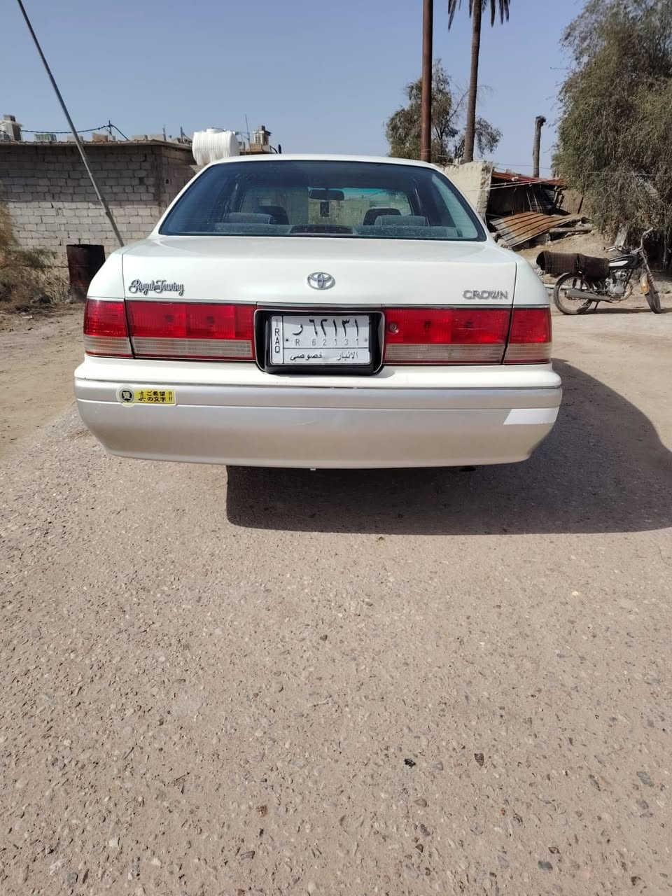 للبيع راس ثور فلات مكفوله من كصه من نقل جثه من ضربه كير محرك فيفيتي سياره فول كرستال اصل اربع كشنات كهرباهيه فيشتين سنويه 28 رقم نبار رعيه بل بصره سعر 95 بيه محال حداديه تخم تاير دواخل كهربيات كله شقاله سياره بعد احله من الصوره مكان السياره بل البصره هارثه ***********)
