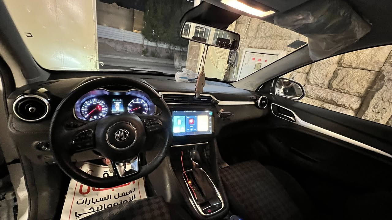 السلام عليكم سياره  MG ZS العاليه للبيع
موديل 2024 رقم بغداد انكليزي

ماشيه 14 الف يعني اخت الزيرو 

سياره بحالة الوكال مناقصها اي شي و جاهزه 
مكانها بغداد الوزيرية

للتواصل :  ***********

