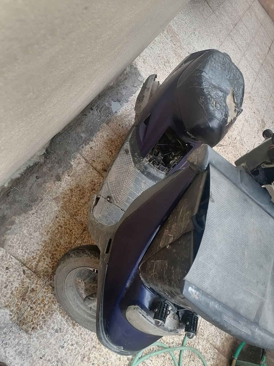 موطور بزون للبيع كلشي شقال كهرباياتو شقال سلف شقال باتري جديد سعر قفل 100
***********
***********
