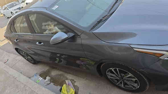 السلام عليكم من رخصه الآدمن 
للبيع كيا فورتي موديل ٢٠٢٤ كلين تايتل حادثها فقط مازدا يمين ومبدله امريكيه اصليه دخول جديد مرقم بغداد باسمي السعر ١٦٩ ورقه وبيها مجال قليل السياره بعدهه شركه مواصفات LXS
المواصفات 
رادار امامي خلفي نقط عمياء 
كروس سرعه قياده ذاتيه 
ويل كب حجم ١٦ انج
اوتو بريك رجوع للخلف
اندرويد اوتو مع ابل كار بلي 
تحديد مسار 
اواكس يو اس بي 
للاستفسار  الاتصال على الرقم او مراسله الصفحه 
***********
ابو جبل الخزعلي
ادناه صور الحادث وصور السياره علمآ ان الايرباك مسستم فقط الدرگه
