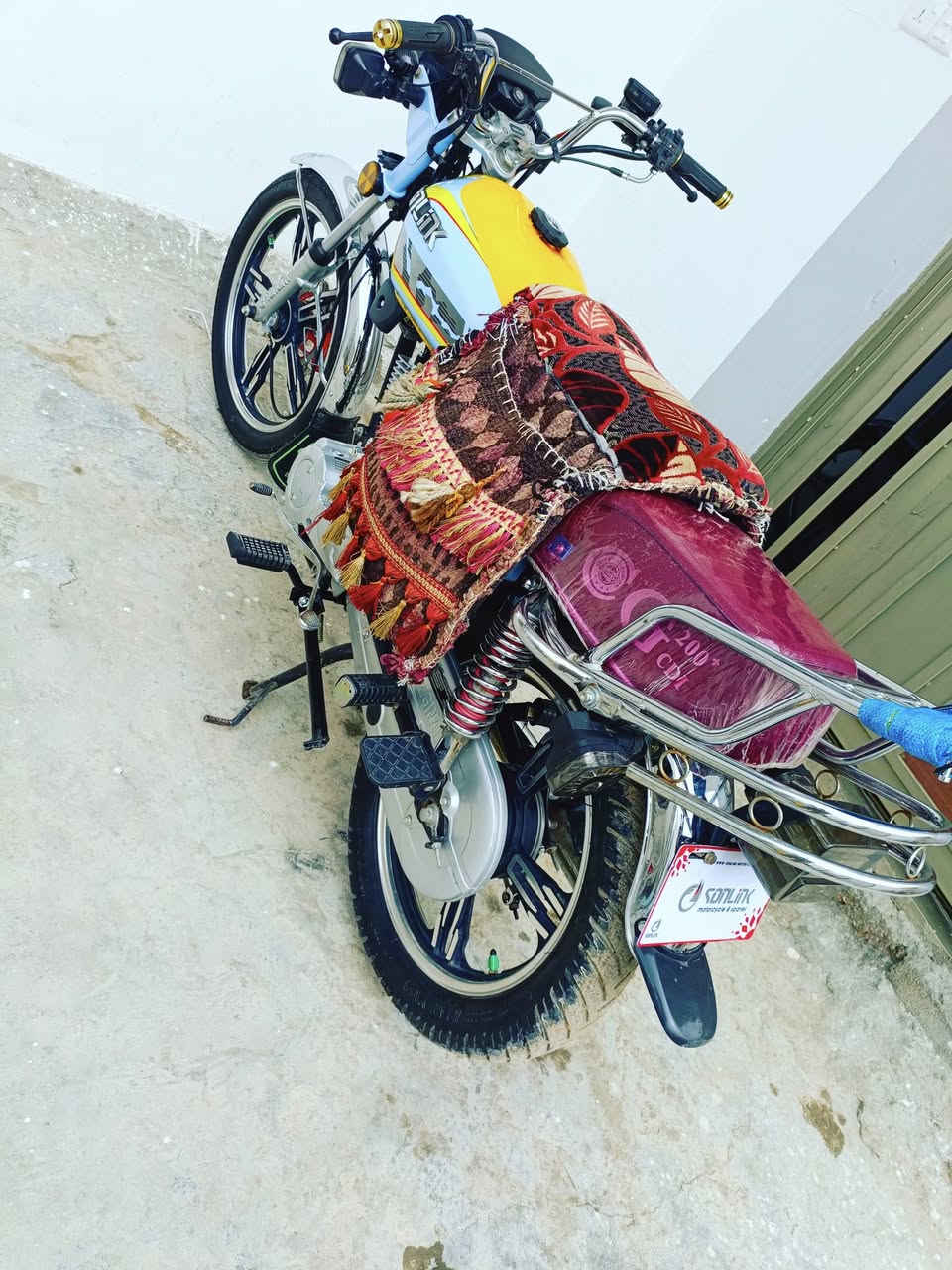 دراجه للبيع موديل 24 /ديالى بلد روز/***********/
