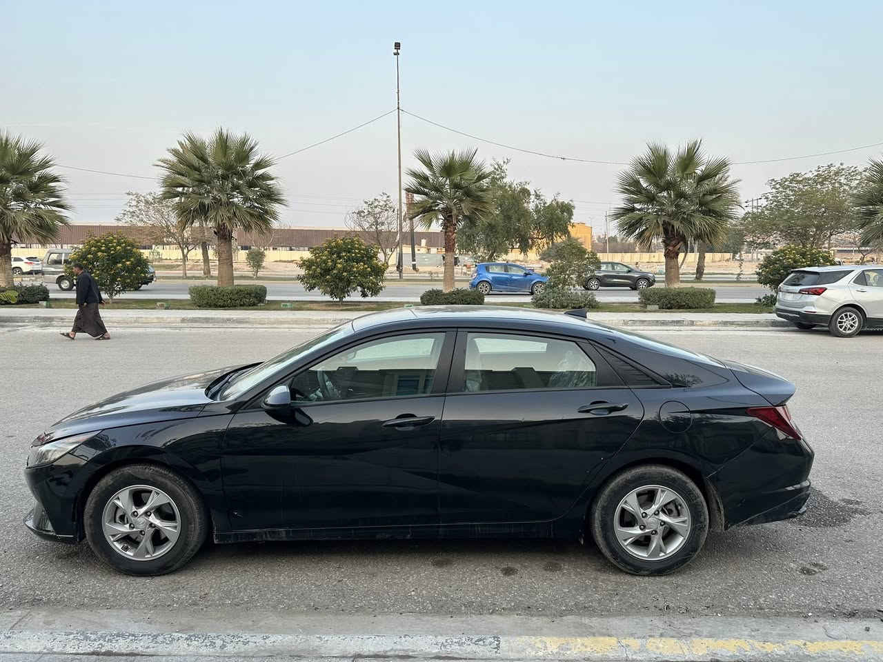 السلام عليكم
النترا موديل 21 ماشيه 89
حادثه جاملغ وباب خلفي 
وبنيد بارد 
كير مكينه بل جيس مال جناي. كفاله 
حداديه تخم  تايرتبريد كله جديد 
السياره  بسمي تحويل مباشر 
السعر 138 وبيها مجال بسيط 
العنوان. كربلاء حي العامل
***********
