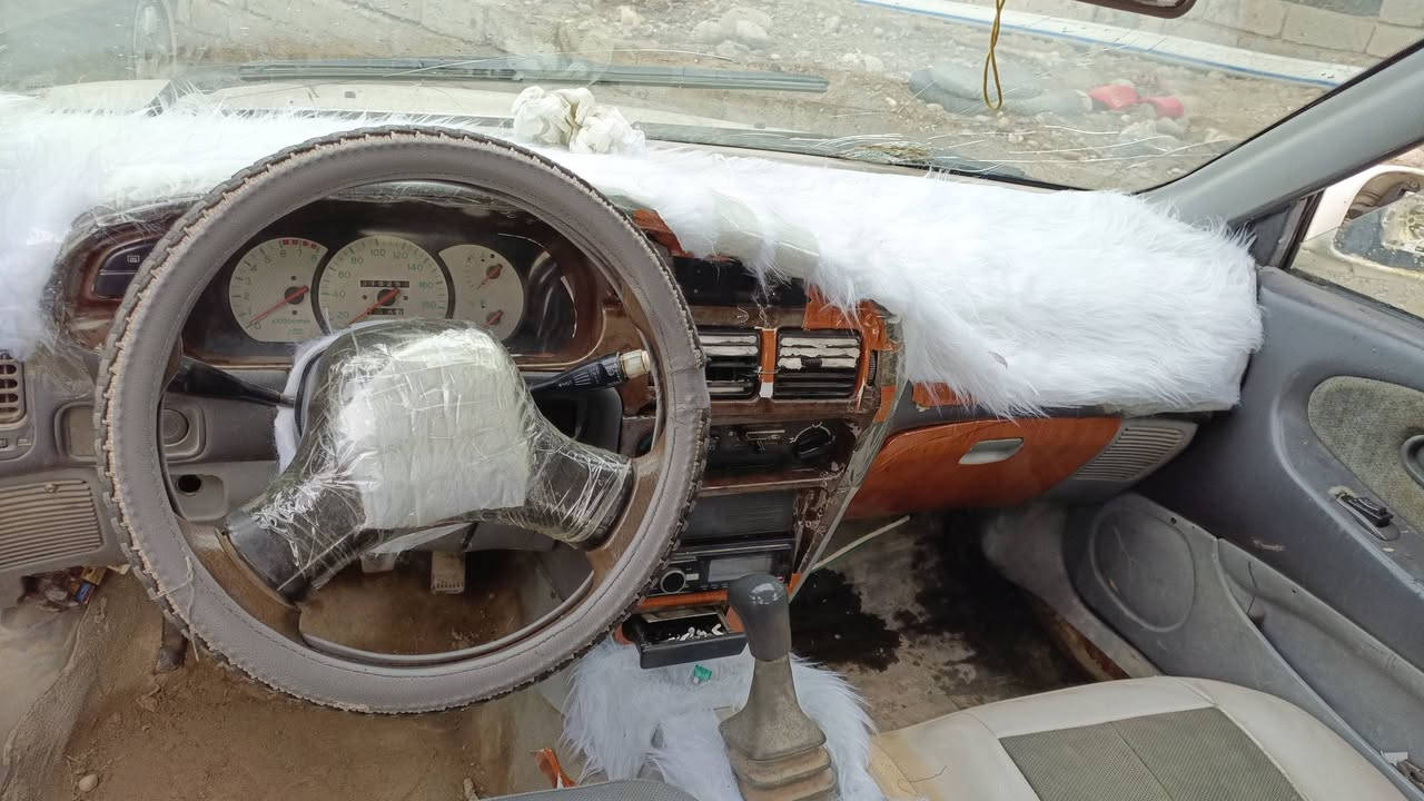 السلام عليكم.  بروتون للبيع سياره حييل حلوه گير+محرك+صدر+تواير.كلها شرط عسكري شرط الوكاله  السعر 24 وبيها مجال
للأستفسار***********
