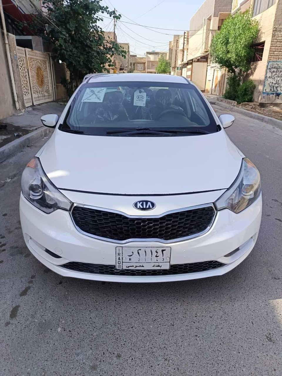 كيا فورتي وراد امريكي 2016 بغداد بأسمي
السعر 105$ وبيهه مجال     
بيها مكانات صبغ  
سيارة حلوه تراري حلو ناعمه 
صدر نضيف  كير محرك خير من الله 
تخم تاير  جديد 
مسجل شا شا  سيارة نص فول

 اي استفار اتصال ع رقم صاحب سياره اني مكلف بلنشر ***********
