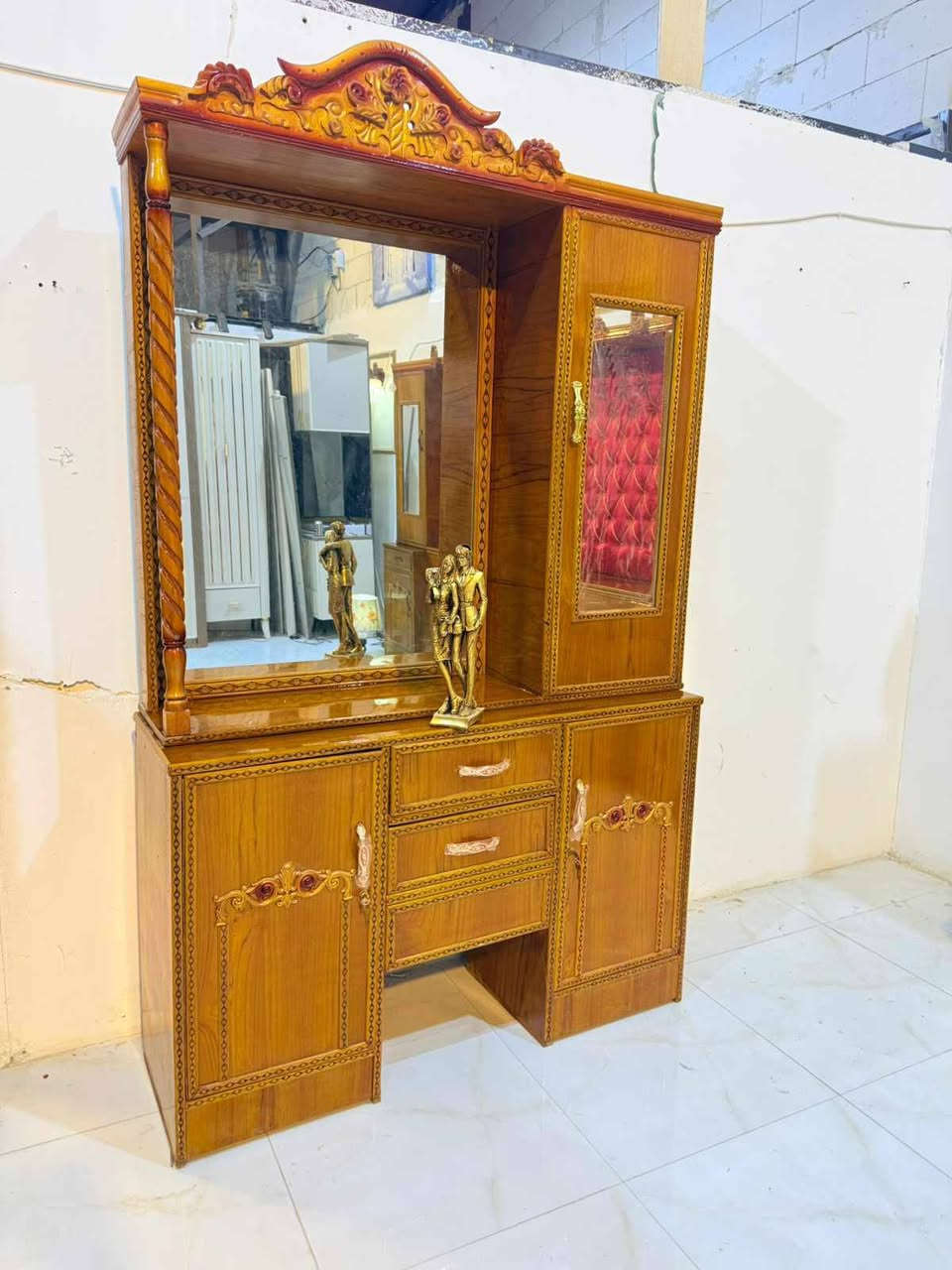 للبيع صاج فول نضافه مع نقل وشد ***********
