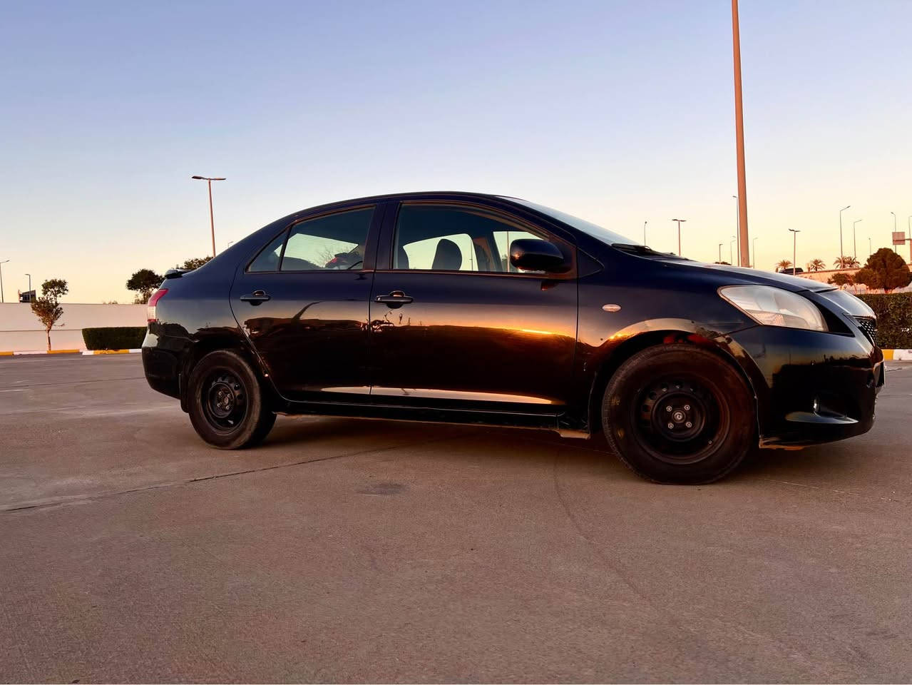 تويوتا يارس 
٢٠١٠
مواصفات خليجي 
ده بل گيچ
هه موو شتي نوييه 
مه كينه ي نه كراوه ته وه 
سه ياره كي زور خاوينه 
سعر . 92 وه ته قه و مجال 
ژ.ت . *********** أربيل, العراق
