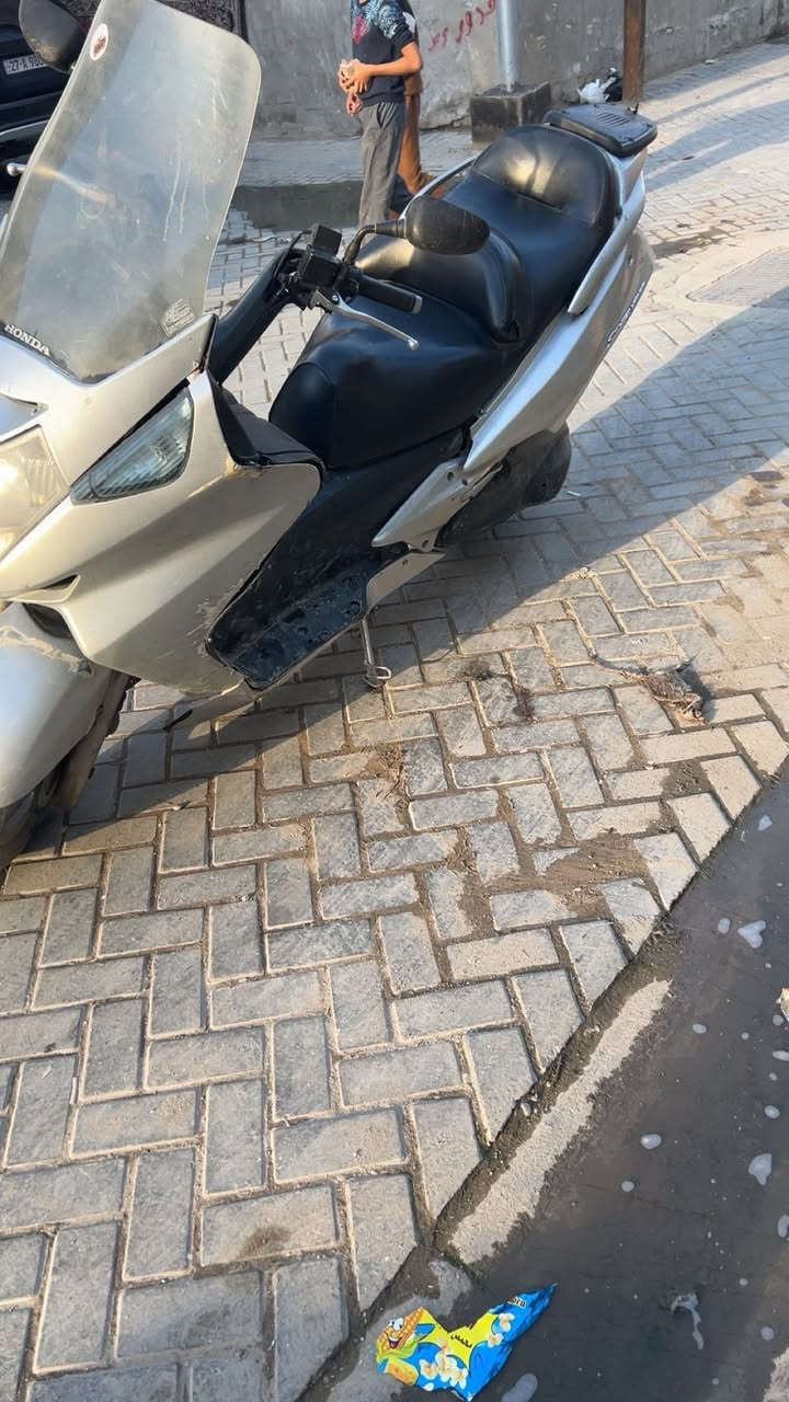 سلام عليكم ورحمة الله وبركاته اخوان دراجه سلفر ونج مكينه ٦٠٠ وفر مود ايبيس الدراجه خير من الله مكينه مكفوله ولكفر أمام عينك البيع أو كراوس حسب القناعه السعر ٨ أوراق العنوان بغداد الأمين الثانيه رقم *********** أو واتساب
