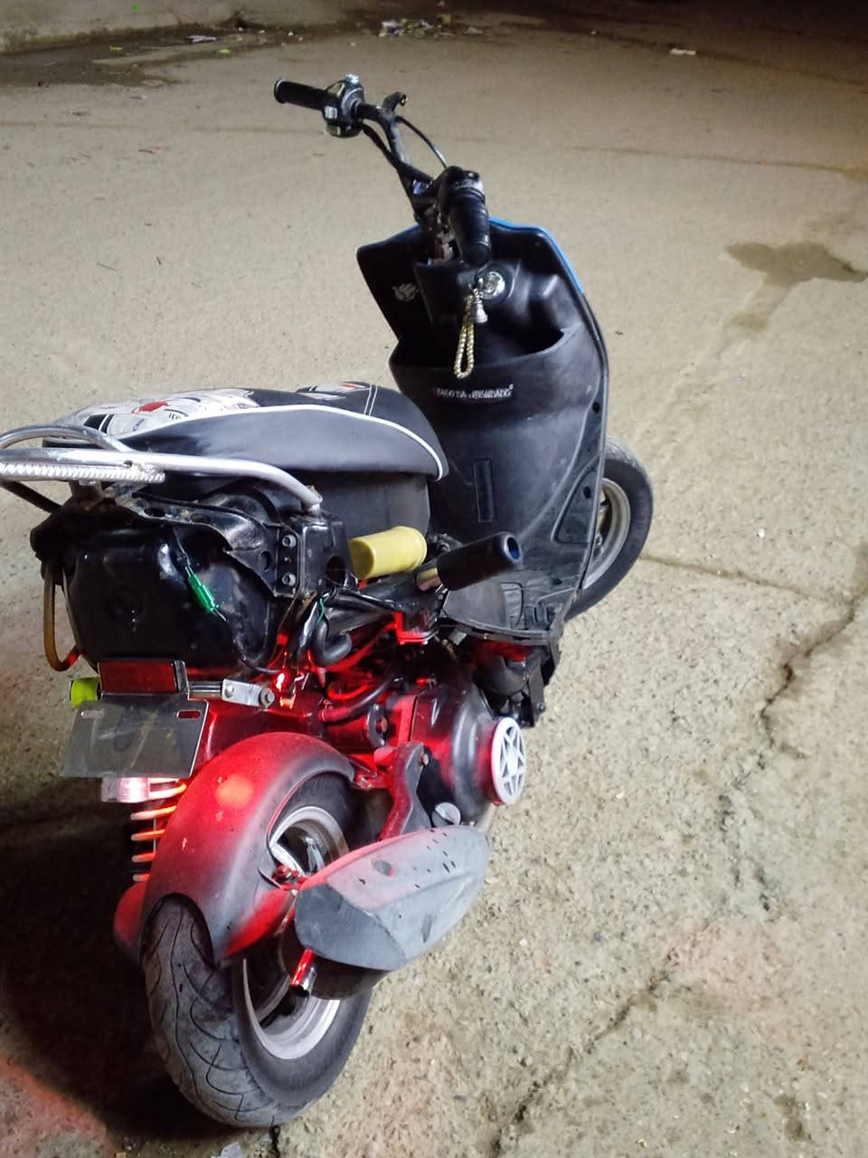 السلام عليكم دراجه ماكس عدله لدراجه غراضه كله موجوده وهيه مال رمبه بس اني مفصخه صارلها ٧ تشهر من نازله لمكينه اول فتحه اله وسويته ٥٥ شغل مكفول بوشه اصليه بيه شيال رياضي اصلي وبيه وياله نجمه اصليه وفلنجه ان سي واي وبيه دبل خلفي اصلي  لسعر ٦٢٥ قفله 
ملاحظه بدون قاعده وبدون فلاوين مكاني بغداد حي اور ***********
