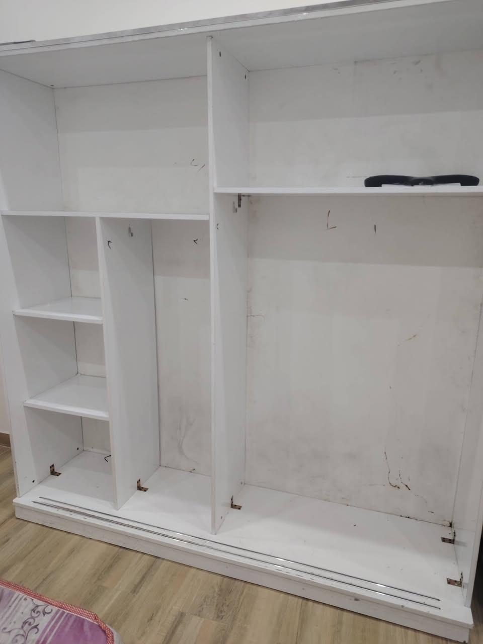 سلام عليكم خوان
عرفه خمس قطع 
مكان زعفرانيه 
سعر 225
رقم ***********
